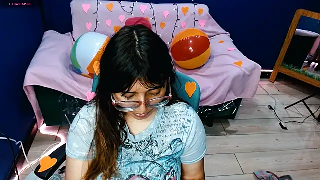 lCherryBlossoml online show from September 2025 01:06:01 AM
