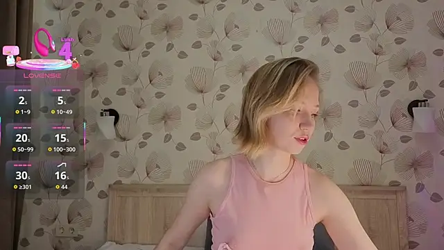 Snapshot of ameliamurrr chatting on October 2025 08:35:01 AM ameliamurrr online show from October 2025 08:35:01 AM