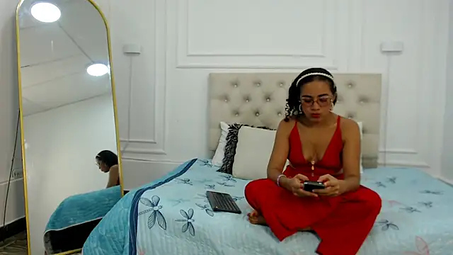 Snapshot of charlotte_dante212 chatting on October 2025 04:33:01 AM charlotte dante212 online show from October 2025 04:33:01 AM