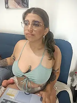 Lyra-Richter online show from September 2025 10:20:01 AM