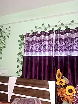 V-Hot-Sweti online show from September 2025 03:30:01 AM