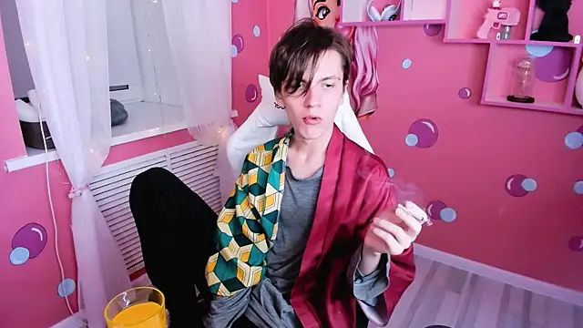 Snapshot of OttoWilliams chatting on October 2025 09:17:02 PM OttoWilliams online show from October 2025 09:17:02 PM