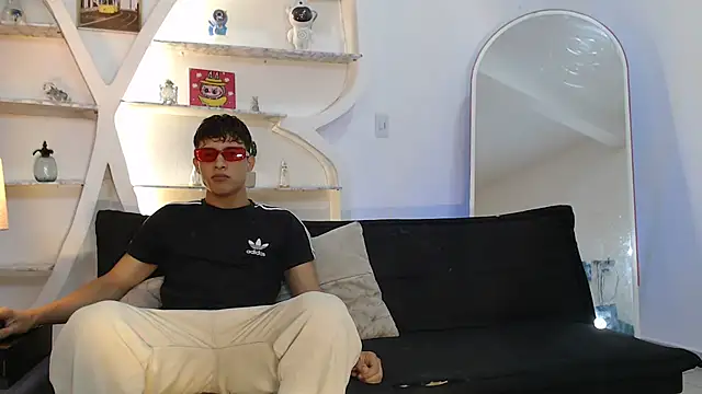 Snapshot of GRETTY_BOYS chatting on October 2025 07:14:01 AM GRETTY BOYS online show from October 2025 07:14:01 AM