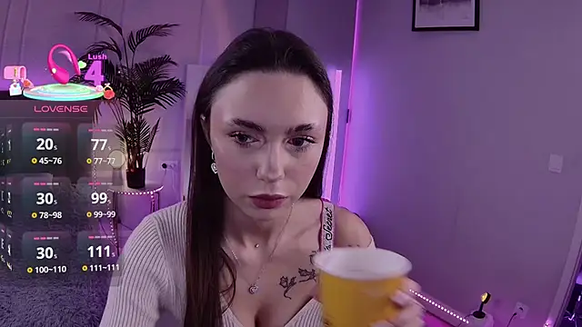 Snapshot of Leri_Star chatting on October 2025 09:24:01 PM Leri Star online show from October 2025 09:24:01 PM