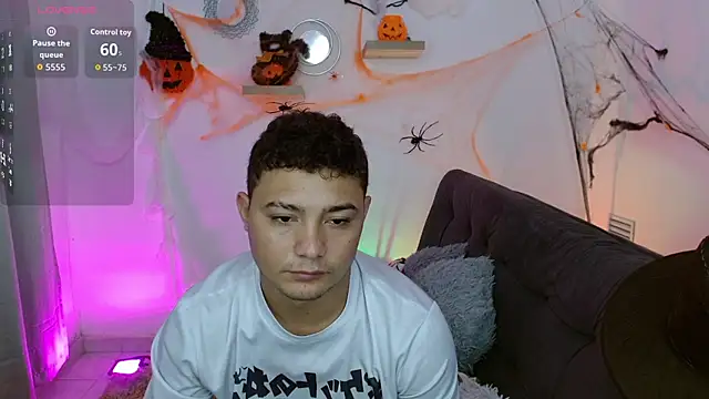 antonella n brian online show from October 2025 06:53:02 PM