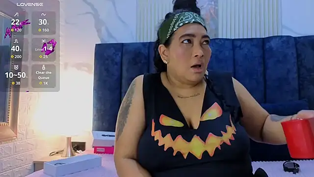 yunkeyc online show from November 2025 02:36:01 AM