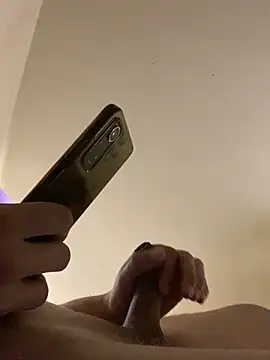 Snapshot of YHSexylove20 chatting on November 2025 02:44:01 AM YHSexylove20 online show from November 2025 02:44:01 AM