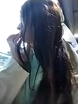 alaska  williams   online show from October 2025 10:43:02 PM