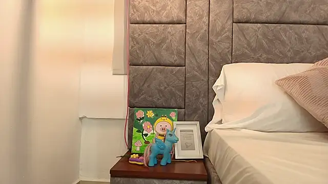 alaska  williams   online show from October 2025 11:06:02 PM