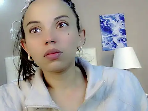 Perla vonrose online show from September 2025 12:29:01 PM