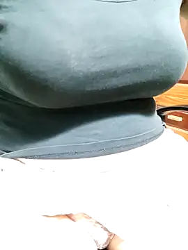 Snapshot of Tasu774 chatting on September 2025 08:34:01 PM Tasu774 online show from September 2025 08:34:01 PM