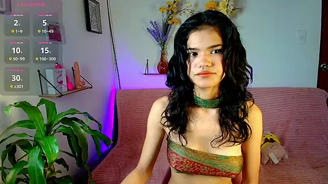 Snapshot of emycarver09 chatting on October 2025 12:16:02 PM emycarver09 online show from October 2025 12:16:02 PM