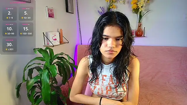 Snapshot of emycarver09 chatting on October 2025 12:19:01 PM emycarver09 online show from October 2025 12:19:01 PM