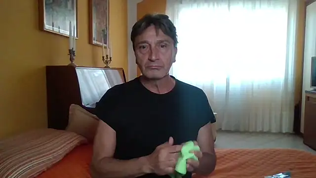 lattediyak online show from October 2025 12:36:02 PM