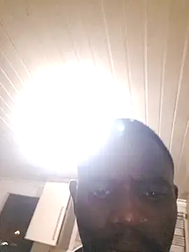 Snapshot of KwaneleK1 chatting on September 2025 06:09:02 PM KwaneleK1 online show from September 2025 06:09:02 PM