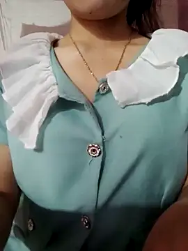 Snapshot of LucyyLy chatting on October 2025 02:12:02 AM LucyyLy online show from October 2025 02:12:02 AM