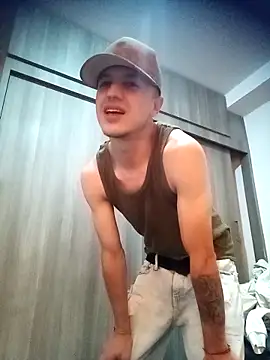 DebutingPathway online show from November 2025 05:46:01 PM