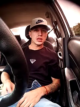 DebutingPathway online show from November 2025 02:38:02 PM