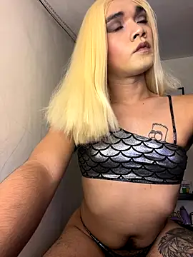 sissielil online show from October 2025 05:20:02 PM