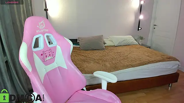 Snapshot of Belle_Wa1ker chatting on November 2025 01:26:01 AM Belle Wa1ker online show from November 2025 01:26:01 AM