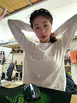 Luck-Sally online show from October 2025 01:50:02 AM