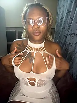 Snapshot of houseforsex chatting on October 2025 12:00:02 AM houseforsex online show from October 2025 12:00:02 AM