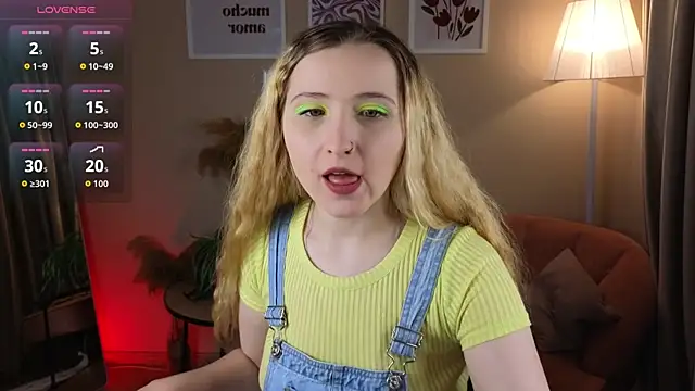 Snapshot of Milana_Key chatting on October 2025 09:12:02 PM Milana Key online show from October 2025 09:12:02 PM