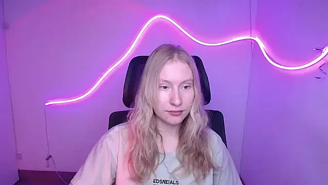 Elizabeth Kissa online show from September 2025 05:08:02 AM