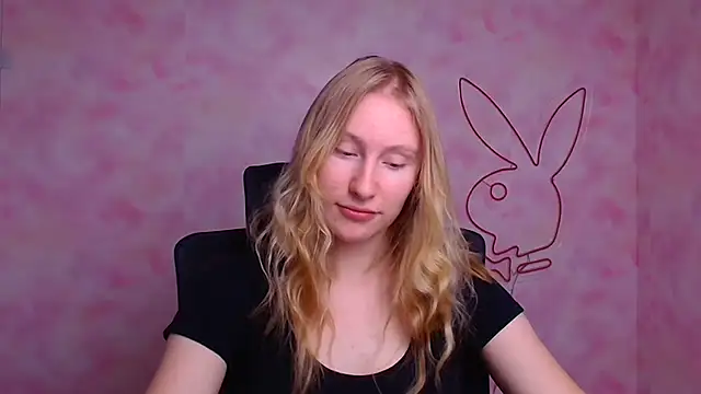Elizabeth Kissa online show from September 2025 11:24:02 AM