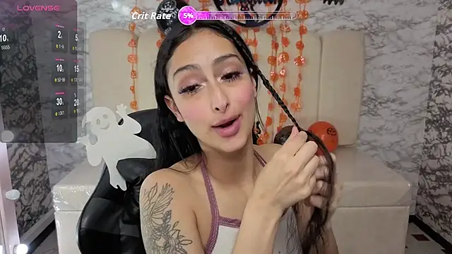 Tifany v online show from October 2025 01:23:02 PM