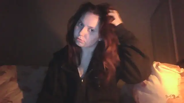 Snapshot of RoseMaee chatting on October 2025 09:45:02 PM RoseMaee online show from October 2025 09:45:02 PM