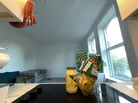 Snapshot of RoseMaee chatting on October 2025 04:48:02 PM RoseMaee online show from October 2025 04:48:02 PM