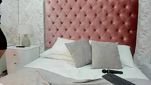 Snapshot of cherry_canndy_ chatting on October 2025 11:55:02 AM cherry canndy online show from October 2025 11:55:02 AM