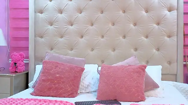 Snapshot of cherry_canndy_ chatting on November 2025 11:10:01 AM cherry canndy online show from November 2025 11:10:01 AM