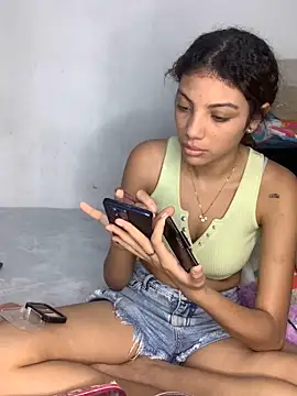 Karima  Najdi online show from September 2025 03:26:01 PM
