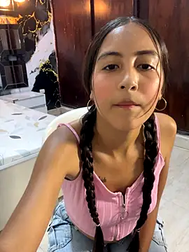 luna star23 online show from September 2025 09:04:02 PM