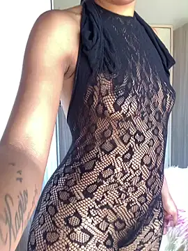 Pretty Beauty online show from November 2025 08:23:02 AM