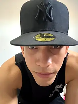 Andres-Andrea1922 online show from September 2025 09:58:01 PM