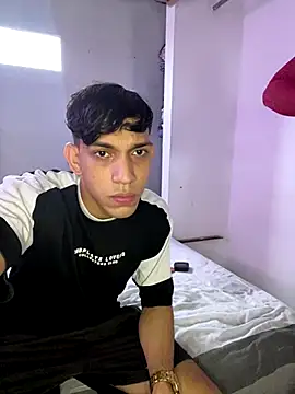 Andres-Andrea1922 online show from November 2025 09:28:01 PM