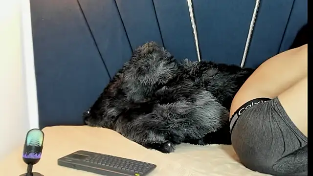 zeusapollofuck online show from September 2025 08:23:01 PM