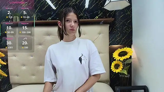 Ruby-Blaze  online show from September 2025 09:37:01 PM