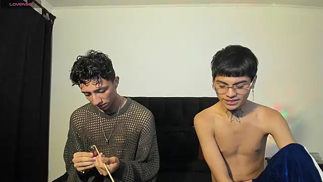 Snapshot of mhatias_ chatting on October 2025 06:47:01 AM mhatias online show from October 2025 06:47:01 AM