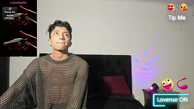 Snapshot of mhatias_ chatting on October 2025 06:10:01 AM mhatias online show from October 2025 06:10:01 AM