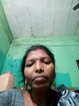 Snapshot of Jivika_Jaiswal chatting on November 2025 12:33:01 AM Jivika Jaiswal online show from November 2025 12:33:01 AM