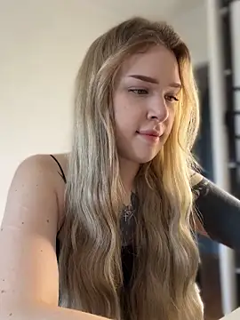 elliss  online show from September 2025 06:15:02 AM