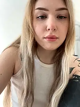 elliss  online show from September 2025 07:13:02 AM