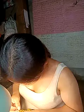 KumChyn online show from October 2025 12:58:01 PM