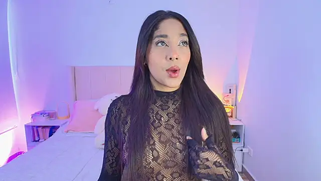 Snapshot of Megan_ale chatting on October 2025 07:58:01 PM Megan ale online show from October 2025 07:58:01 PM