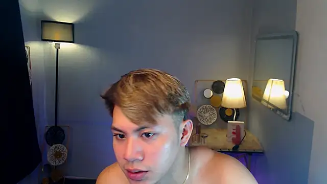 Urfucker drei online show from September 2025 08:41:02 AM
