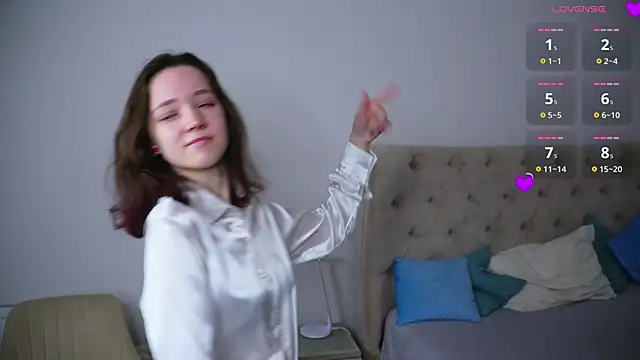 Snapshot of RolandaFolkes chatting on October 2025 04:35:02 AM RolandaFolkes online show from October 2025 04:35:02 AM